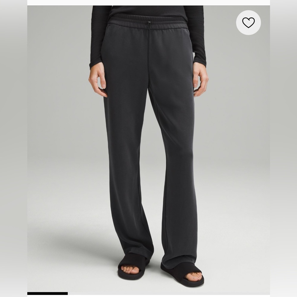 Softstreme High-Rise Pant Regular NWOT size 2